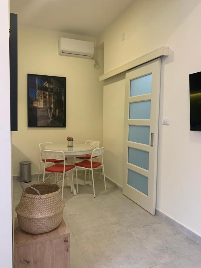Sunlit Artist Studio Apartment Belgrade Luaran gambar